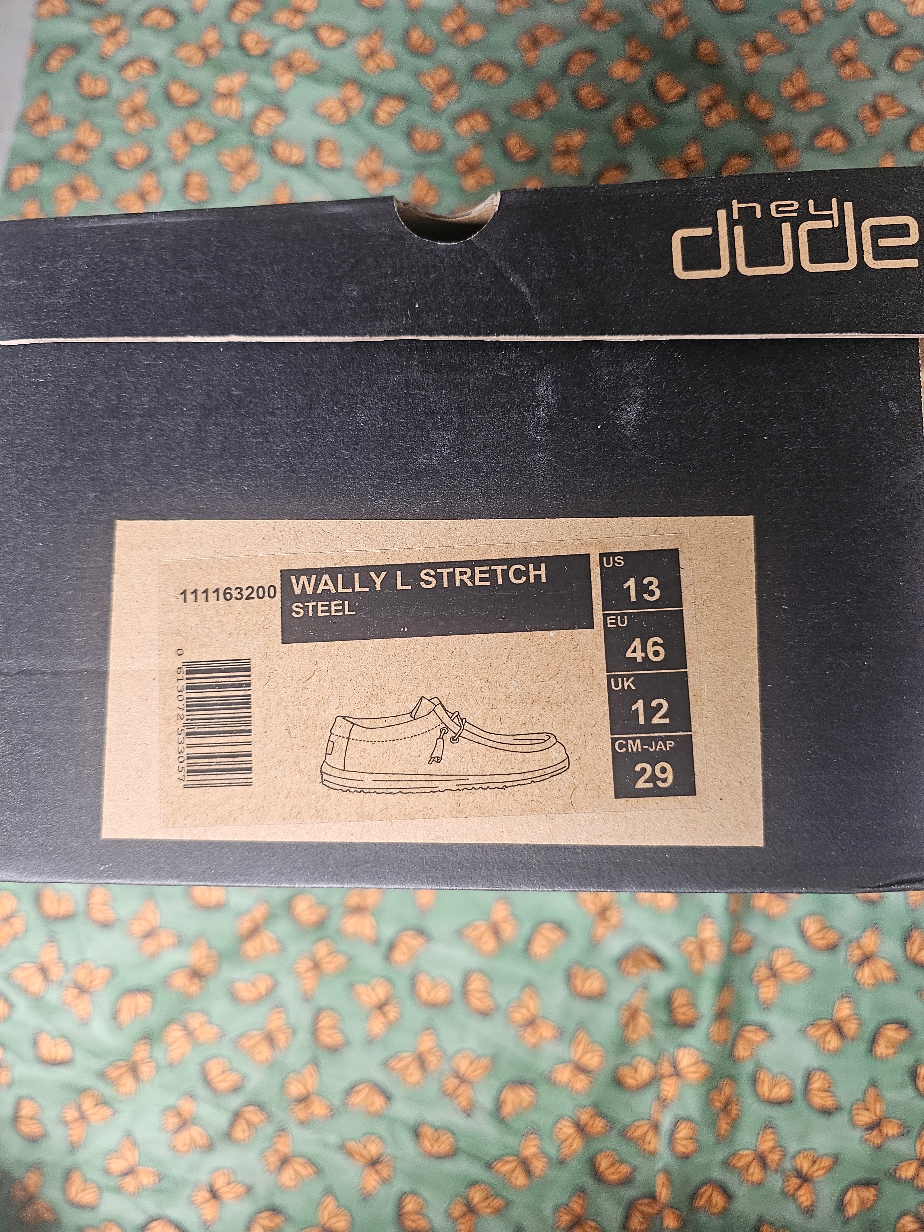 Wally L Strech NEW in Box Hey Dudes