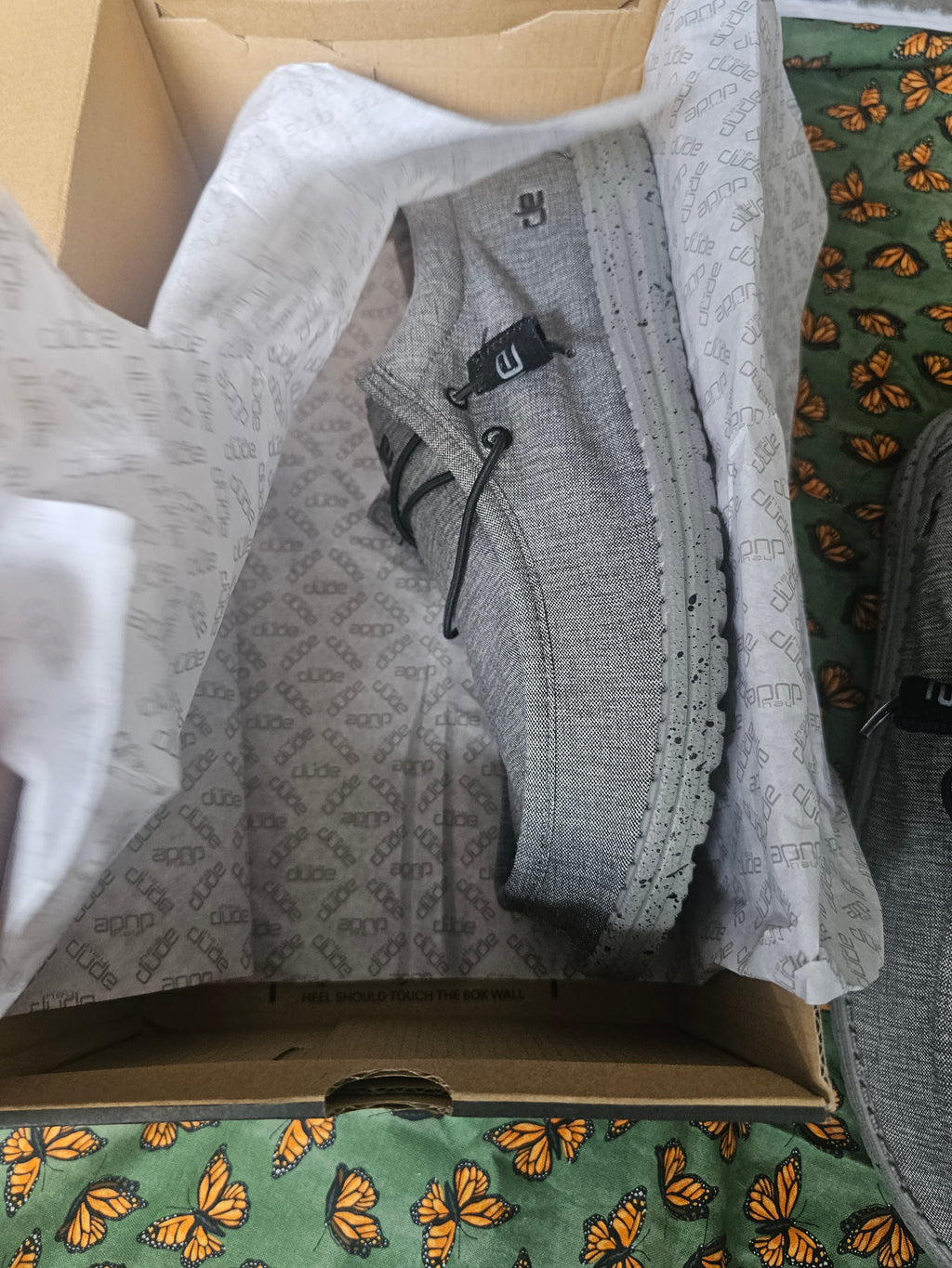 Wally L Strech NEW in Box Hey Dudes
